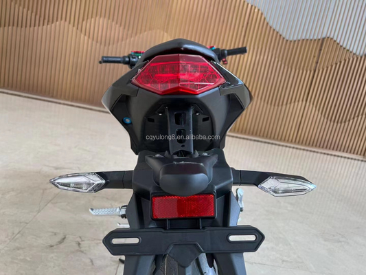 디스크 브레이크 시스템 72V 8000W 독특한 디자인 전기 오토바일