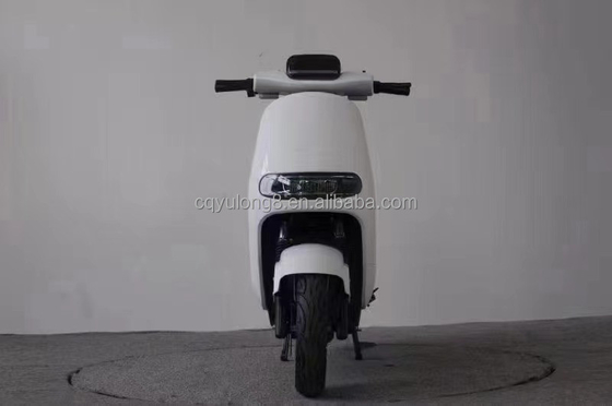 전기 연료 EEC 오프로드 오토바이크 3000W 배터리와 함께 고전력 스포츠 스쿠터