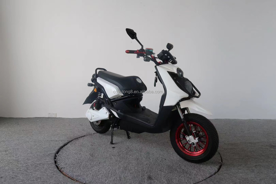 500W/1000W/1500W 브러시리스 모터 성인용 전기 모터사이클 최대 속도 40 60km/h