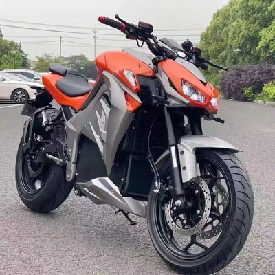 가열 72V 3000W EEC 브러쉬 모터와 110/70-17 앞 타이어 전기 오토바이크